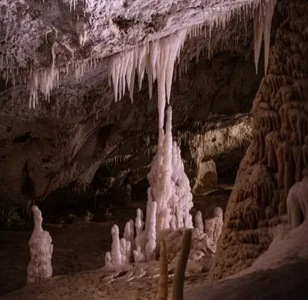 Salt Caves and Karst in the Dead Sea and Mount Sedom Region (Image Credits: Pexels)
