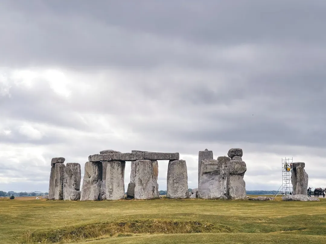 Stonehenge, England: A Prehistoric Observatory With a Mobile Past (Image Credits: Unsplash)