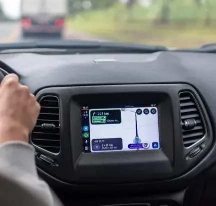 5. Your GPS Only Works Because Engineers Correct for Time Dilation (Image Credits: Pexels)