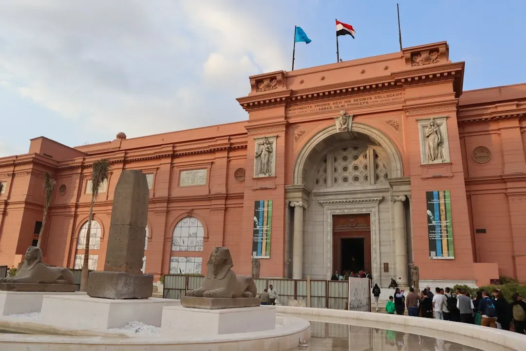 10. The Egyptian Museum’s Missing Objects and Broken Paper Trails (Image Credits: Unsplash)