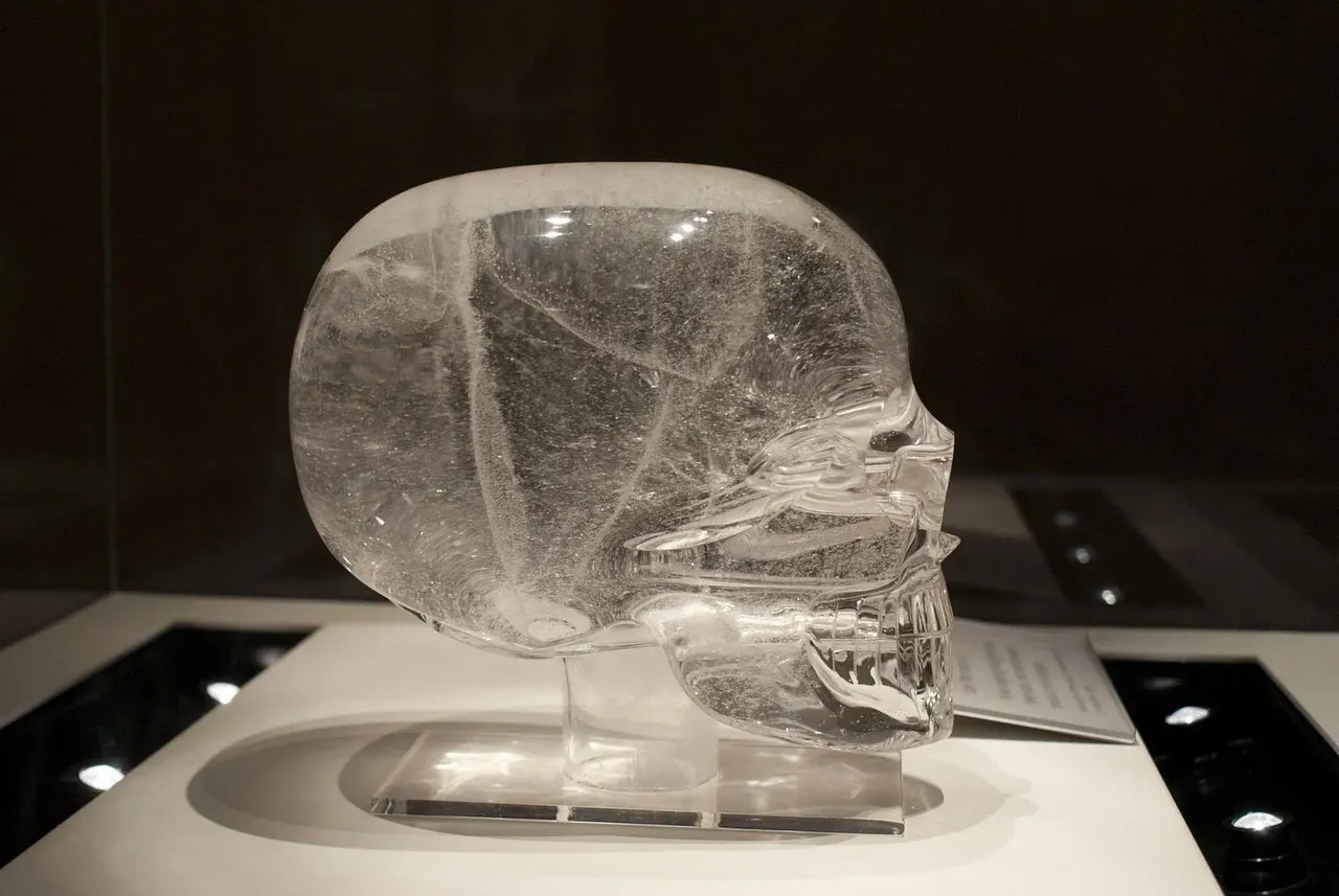 #17 - The Mitchell-Hedges Crystal Skull (Image Credits: Pixabay)
