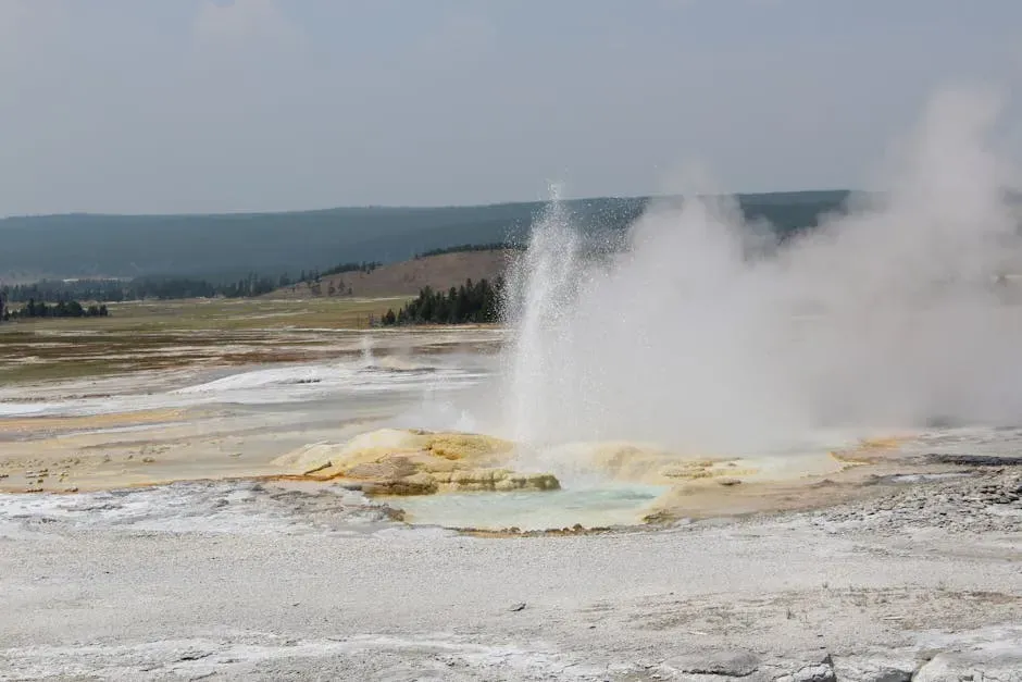 What A Real Yellowstone Emergency Would Actually Look Like (Image Credits: Pexels)