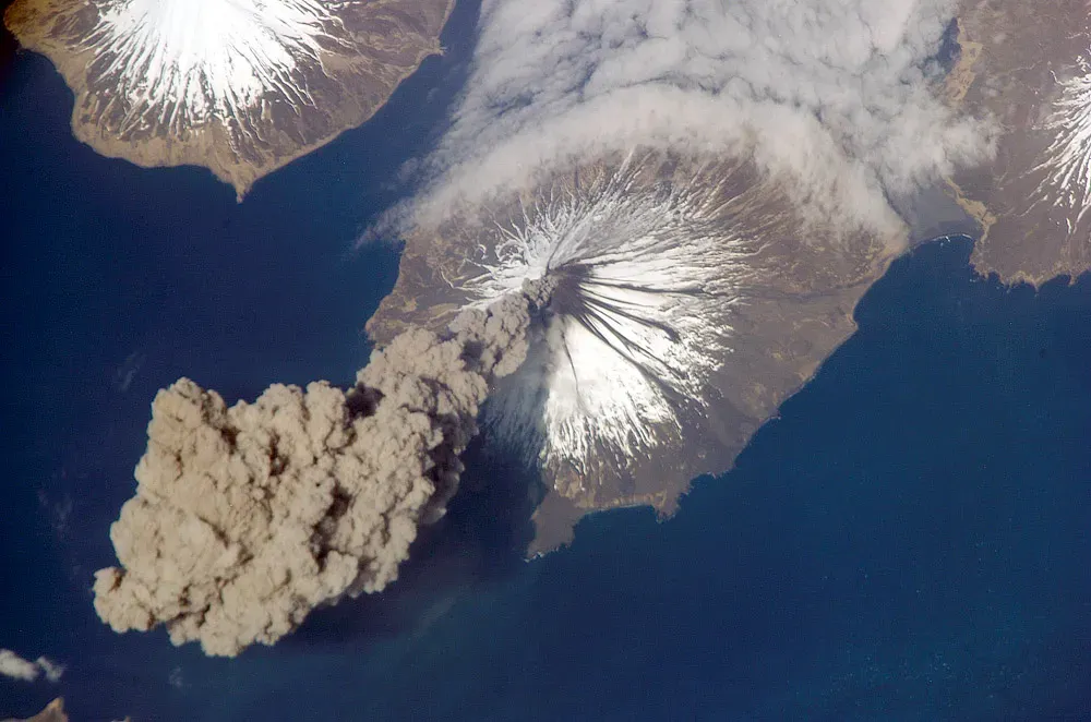 Deeper Significance: Volcanoes as Planetary Pressure Valves (Image Credits: Wikimedia)