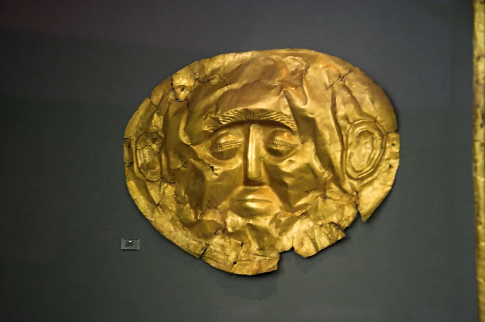 #4 - The Mask of Agamemnon: Homer's King, or a 19th-Century Sculptor's Fantasy? (By Zde, CC BY-SA 3.0)