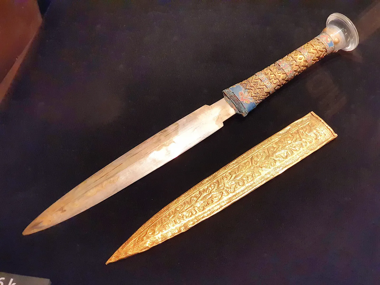 #7 - Tutankhamun's Dagger: From Egyptian Masterwork to Gift From the Stars (By Juhele_CZ, CC0)