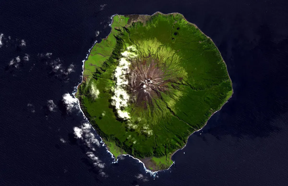 Tristan da Cunha, the Remote Peak in the Middle of Nowhere (By NASA ASTER volcano archive jpl, Public domain)