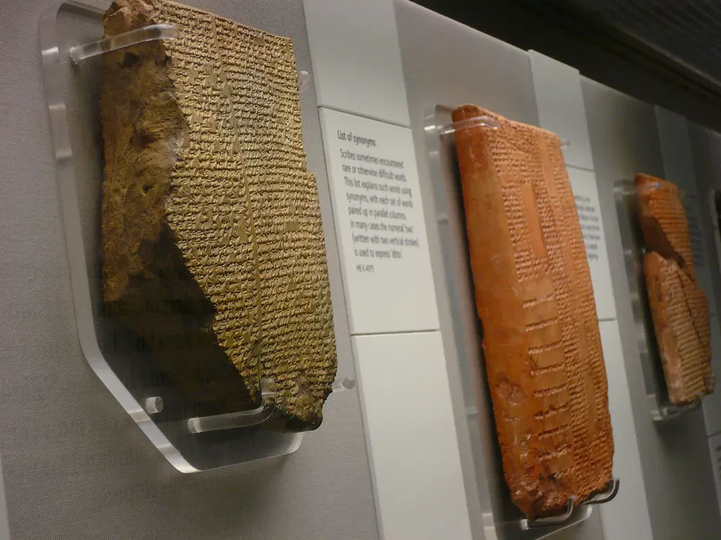 4. The Library of Ashurbanipal and the Epic of Gilgamesh: Early Echoes of the Human Story (rvacapinta, Flickr, CC BY 2.0)