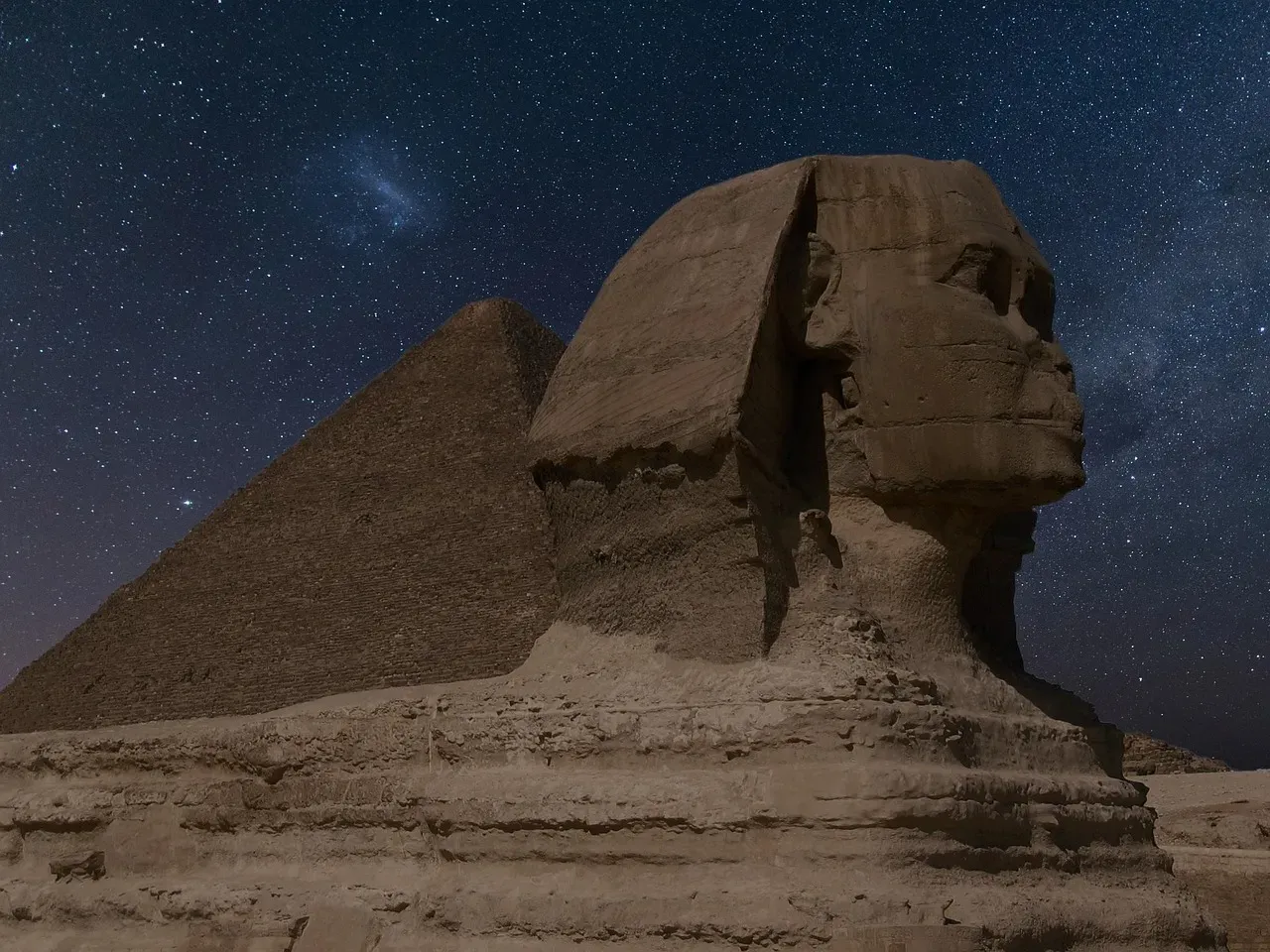 Egyptian Pyramids and the Stars of the Afterlife (Image Credits: Pixabay)