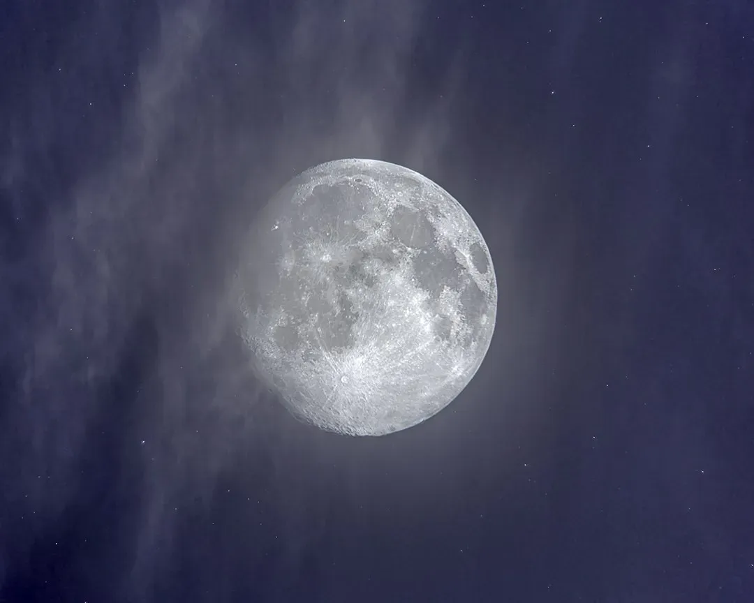 Full Moons, Crime, and the Persistent Myth of “Crazy Nights” (Image Credits: Unsplash)