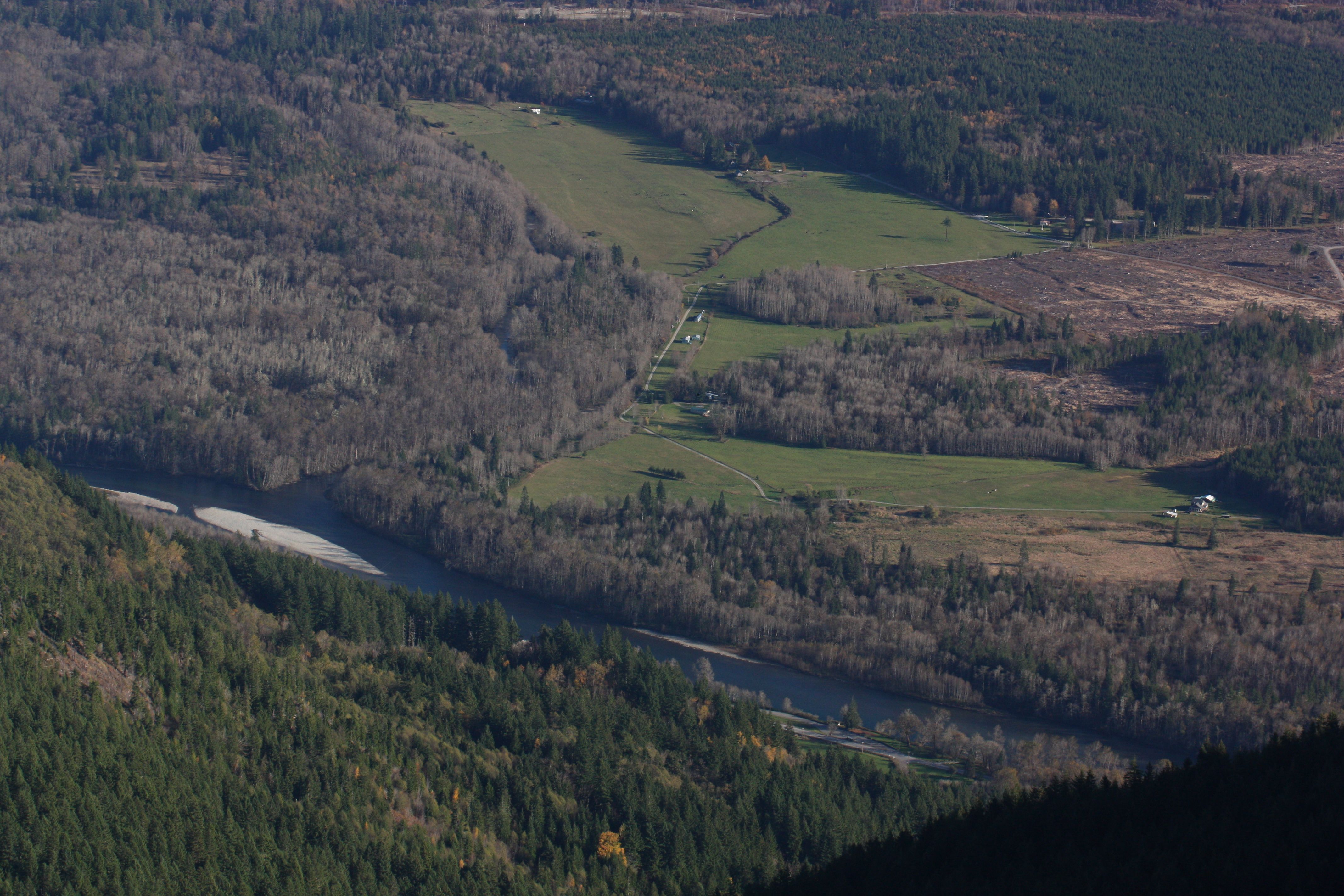 Upper Skagit River, Washington (Image Credits: Wikimedia)