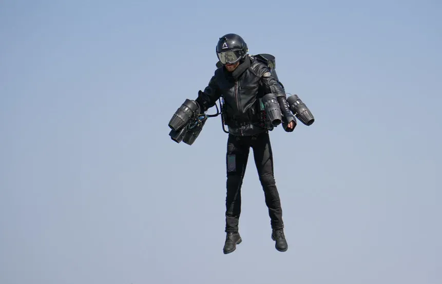 Jetpacks, Wingsuits, and the Closest Things We Have Now (Image Credits: Flickr)
