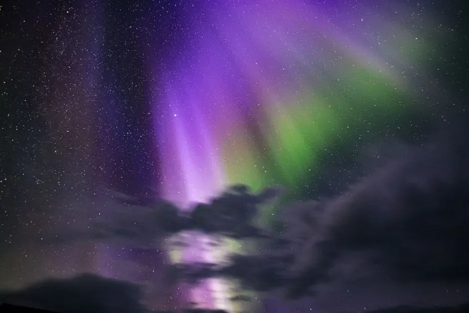 Geomagnetic Storms, Mood Swings, And The Temptation To Overreach (Image Credits: Pexels)