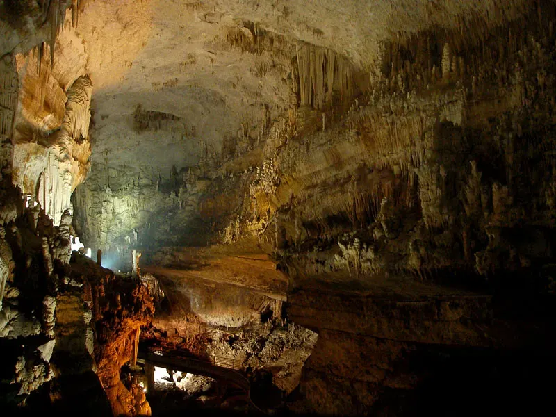 8. Jeita Grotto, Lebanon – Twin Caverns of Quiet Grandeur (kcakduman, Flickr, CC BY 2.0)