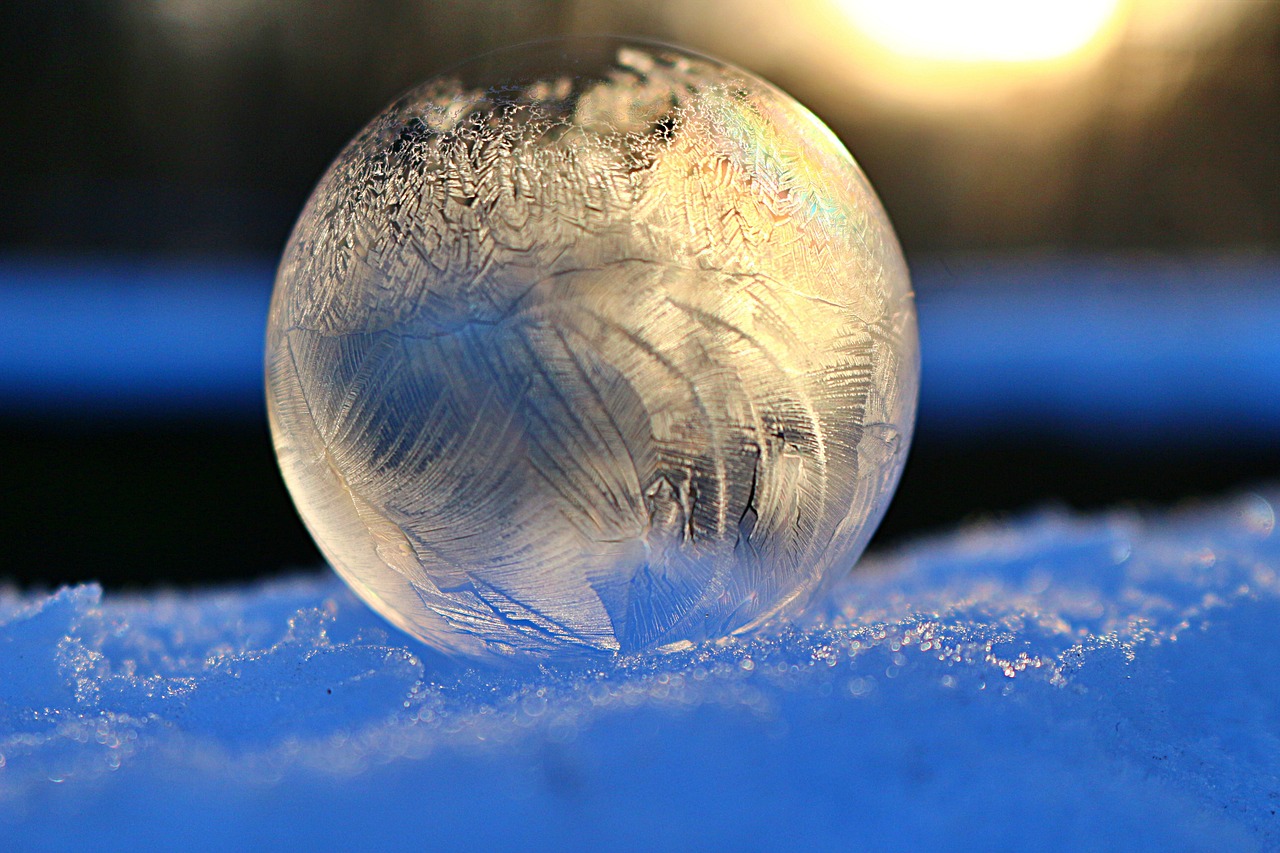 Temperature Requirements for Ice Ball Formation (Image Credits: Pixabay)