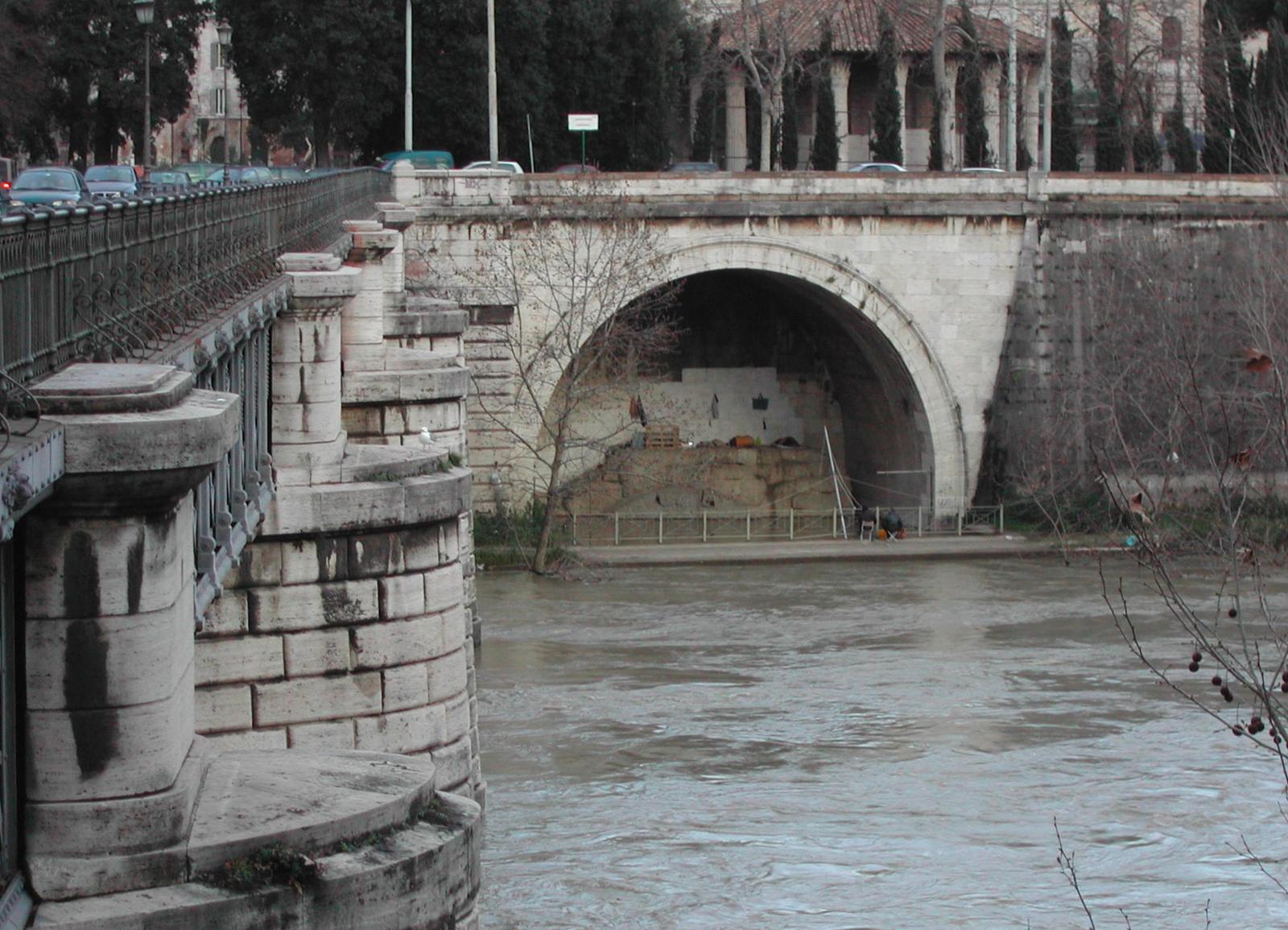 The Cloaca Maxima Sewer System (Image Credits: Wikimedia)