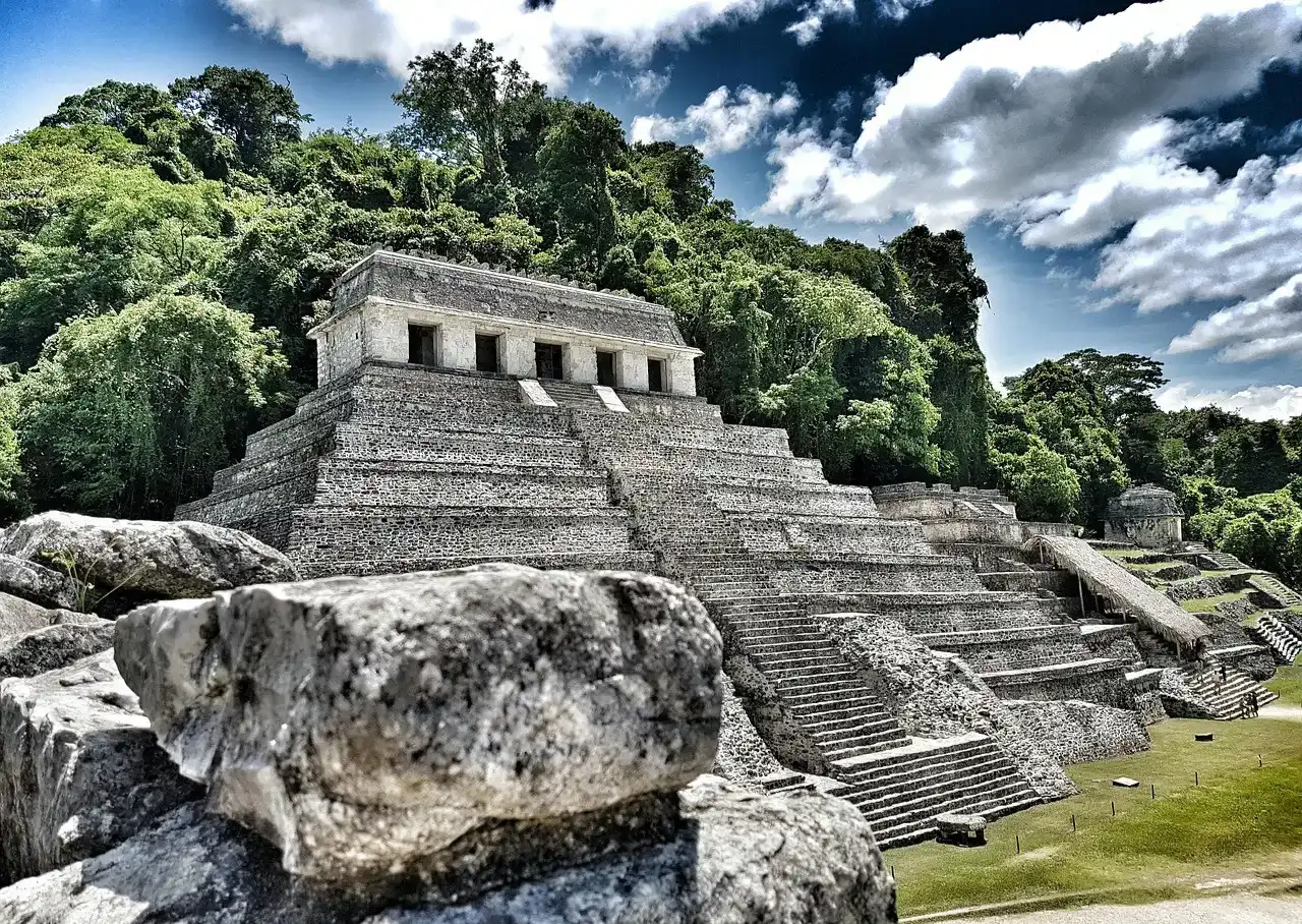 Palenque’s Temple of the Inscriptions, Mexico: A Pyramid That Hides a Royal Tomb (Image Credits: Pixabay)