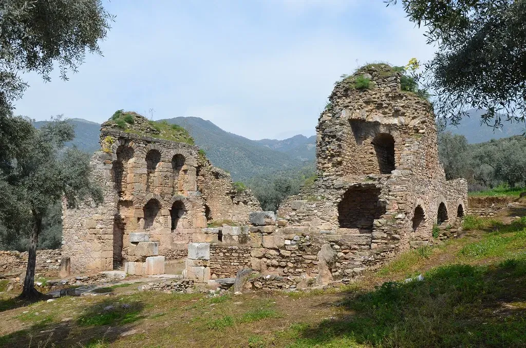 2. The Buried and Burned Libraries of Ancient Anatolian Cities (Following Hadrian, Flickr, CC BY-SA 2.0)