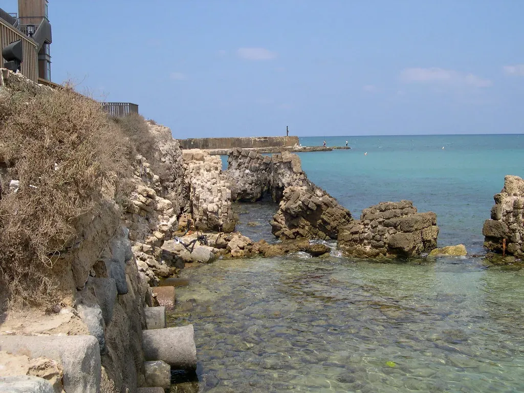 6. Italy's Sunken Quays That Betray a Restless Coastline (upyernoz, Flickr, CC BY 2.0)
