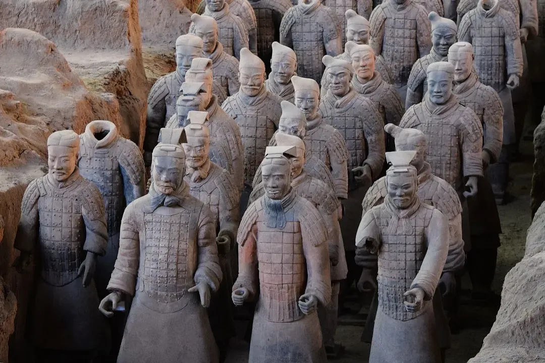 Qin Terracotta Army’s Unusual Pigments and Craft Organization (Image Credits: Unsplash)