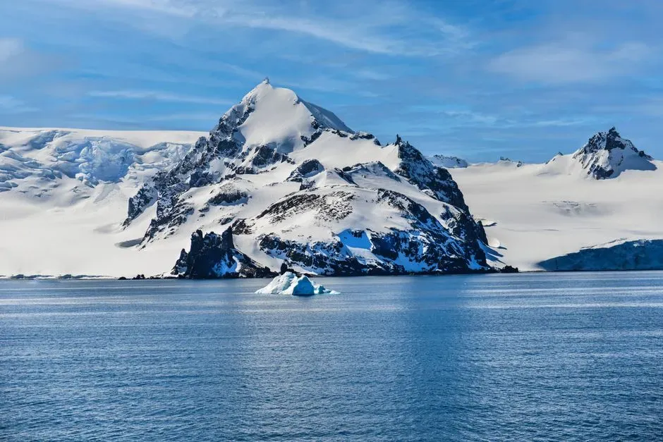 You Realize These Hidden Mountains Help Birth and Steady the Ice Sheet (Image Credits: Pexels)