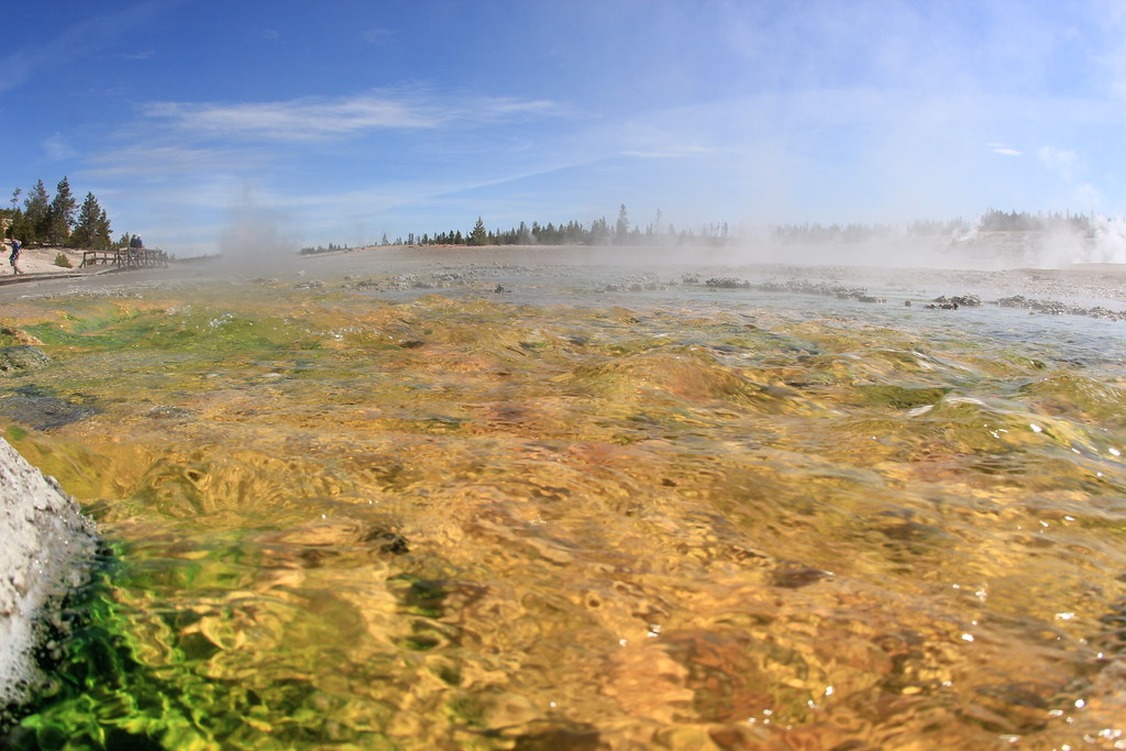 Safety Guidelines for All Fault-Formed Hot Springs (Image Credits: Flickr)