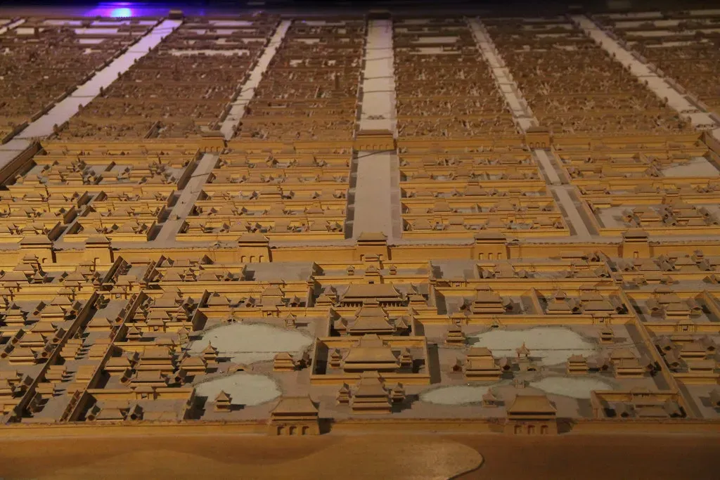 7. Ancient Chang’an Under the Modern Sprawl of Xi’an (Image Credits: Flickr)