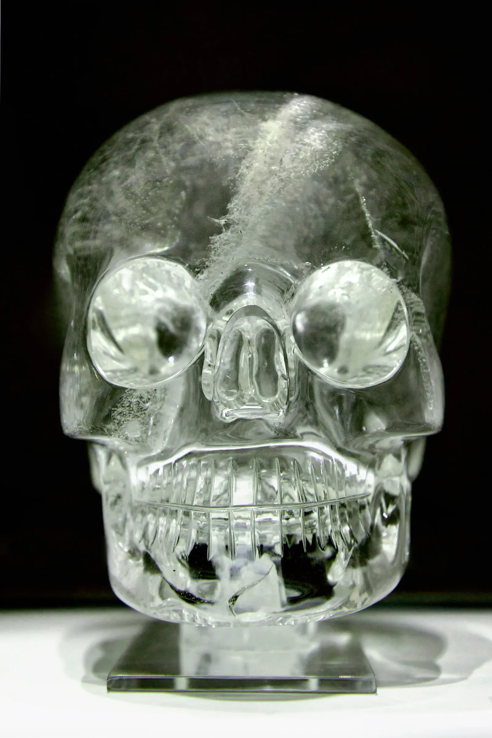 #2 - The Crystal Skulls: Victorian Craftsmanship, Not Aztec Magic (Rafał Chałgasiewicz (Own work), CC BY 3.0)