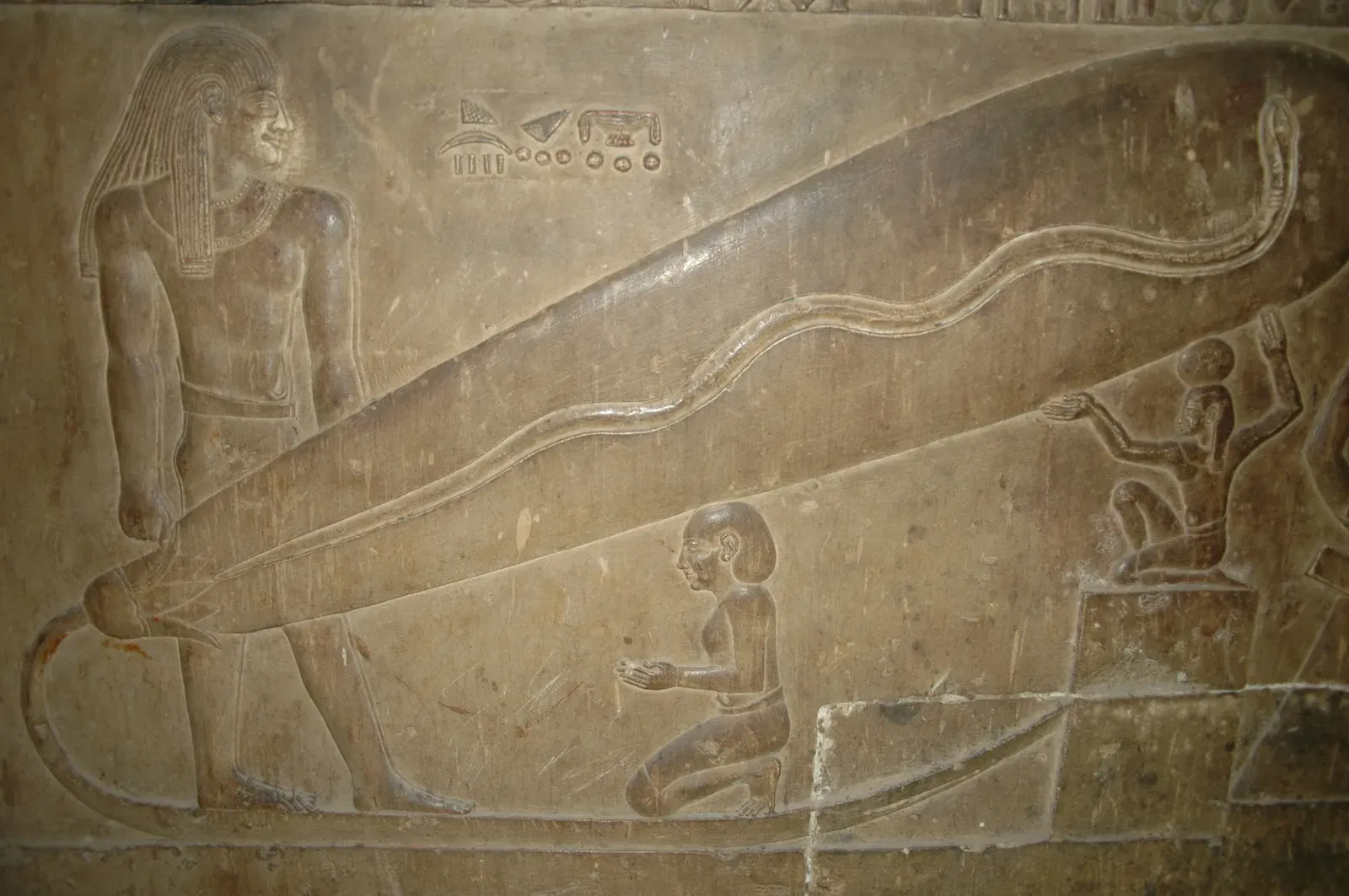 The Dendera Light Bulb: Ancient Electricity? (Image Credits: Wikimedia)