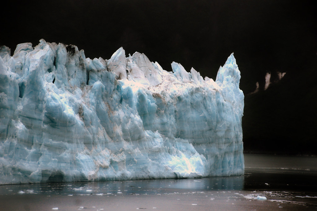 Columbia Glacier - Prince William Sound's Rapidly Collapsing Giant (Image Credits: Flickr)