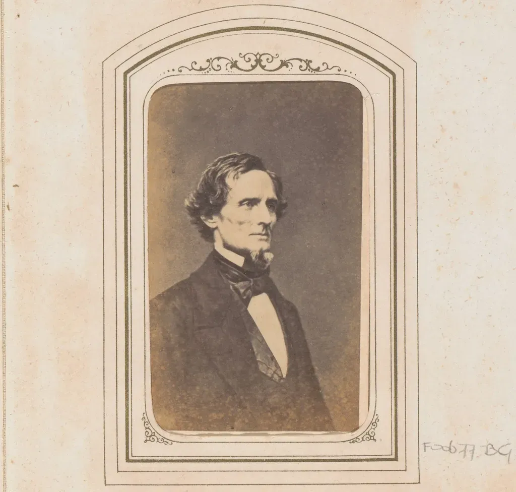 7. The Confederate Treasury and Jefferson Davis’s Flight (Image Credits: Rawpixel)
