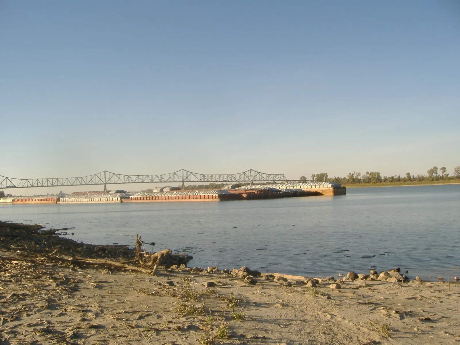 The Ohio and the Mississippi – Cairo, Illinois, USA (Own work by the original uploader, Attribution)