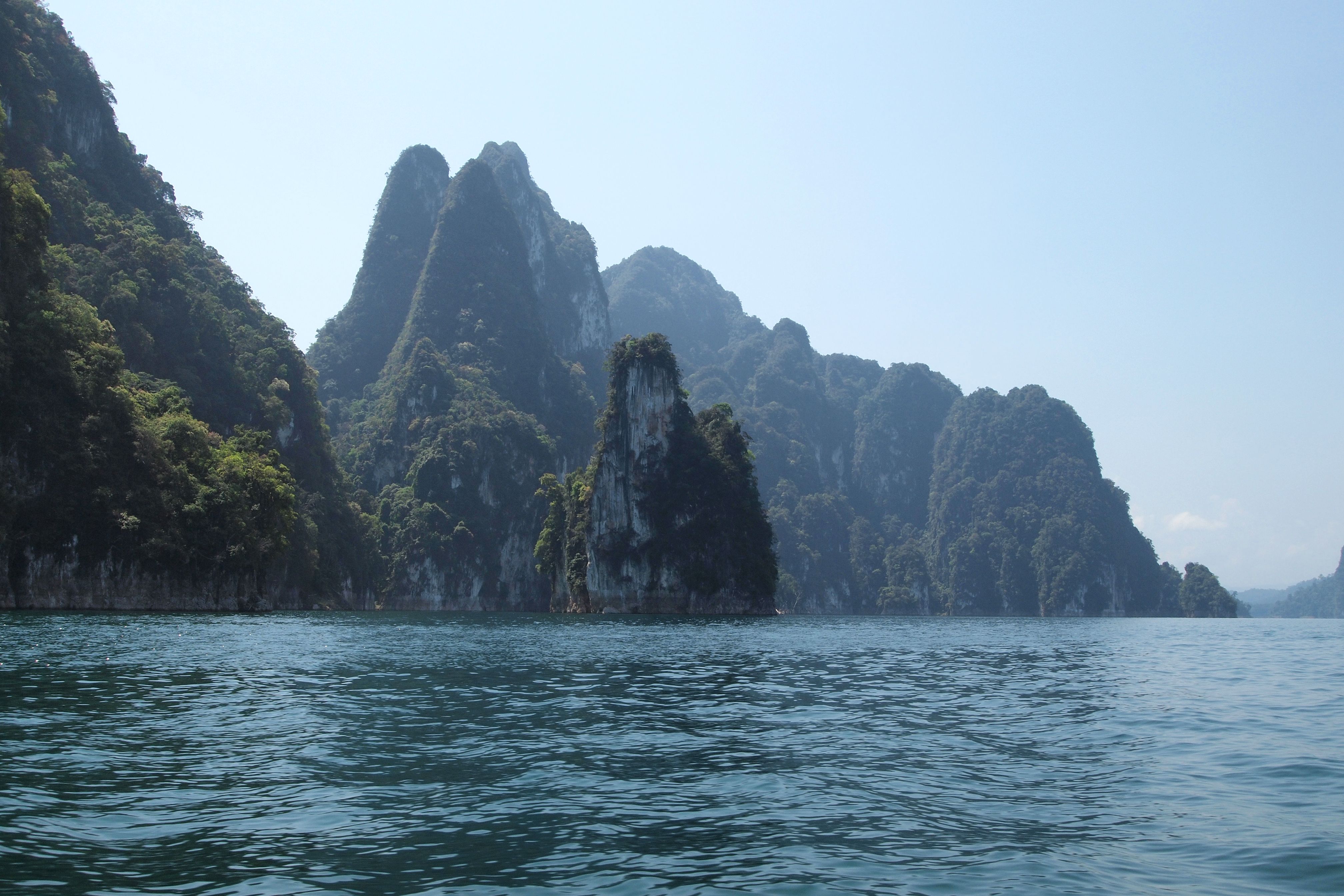 The Karst Mystery Machine (Image Credits: Wikimedia)
