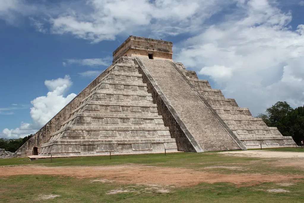 2. Chichén Itzá, North America: The Feathered Serpent Of The Equinox (Arian Zwegers, Flickr, CC BY 2.0)