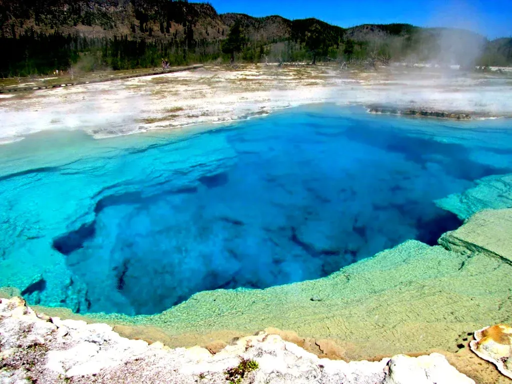How Big Is Yellowstone Really, And What Counts As A “Supereruption”? (John William Hammond, Flickr, CC BY-SA 2.0)