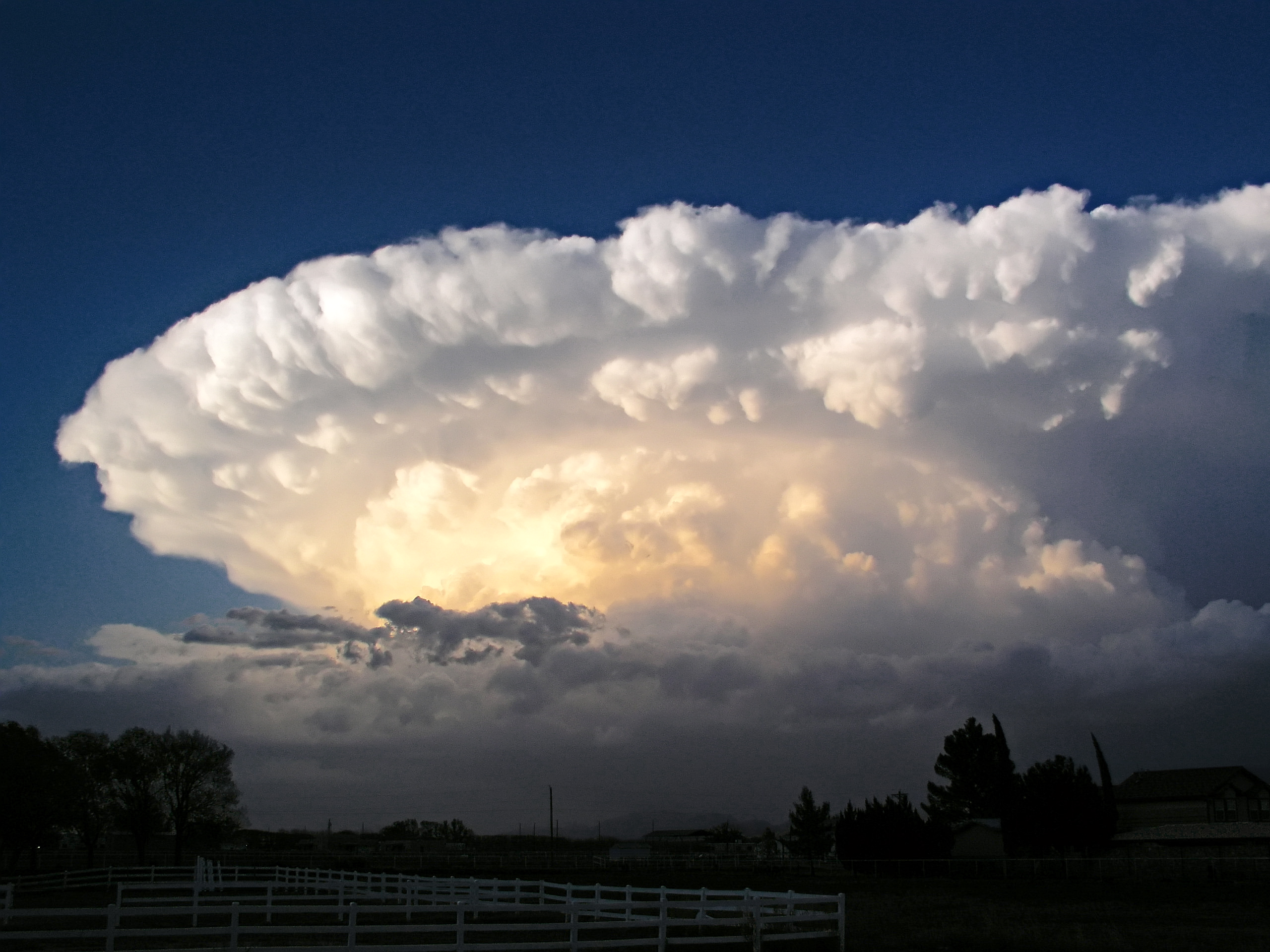 Sagittarius: The Supercell Thunderstorm (Image Credits: Wikimedia)