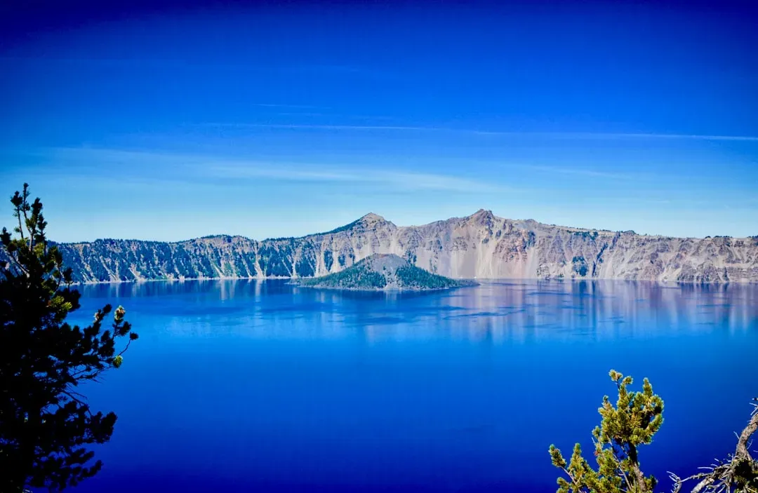 1. Crater Lake Sits Inside the Ruins of Mount Mazama (Image Credits: Unsplash)