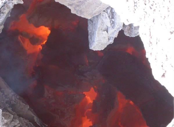 Underfoot Chemistry (Image Credits: Wikimedia)