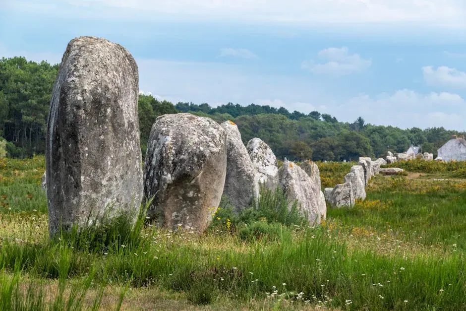 7. Megaliths Often Sit in Carefully Chosen, Symbolic Landscapes (Image Credits: Pexels)