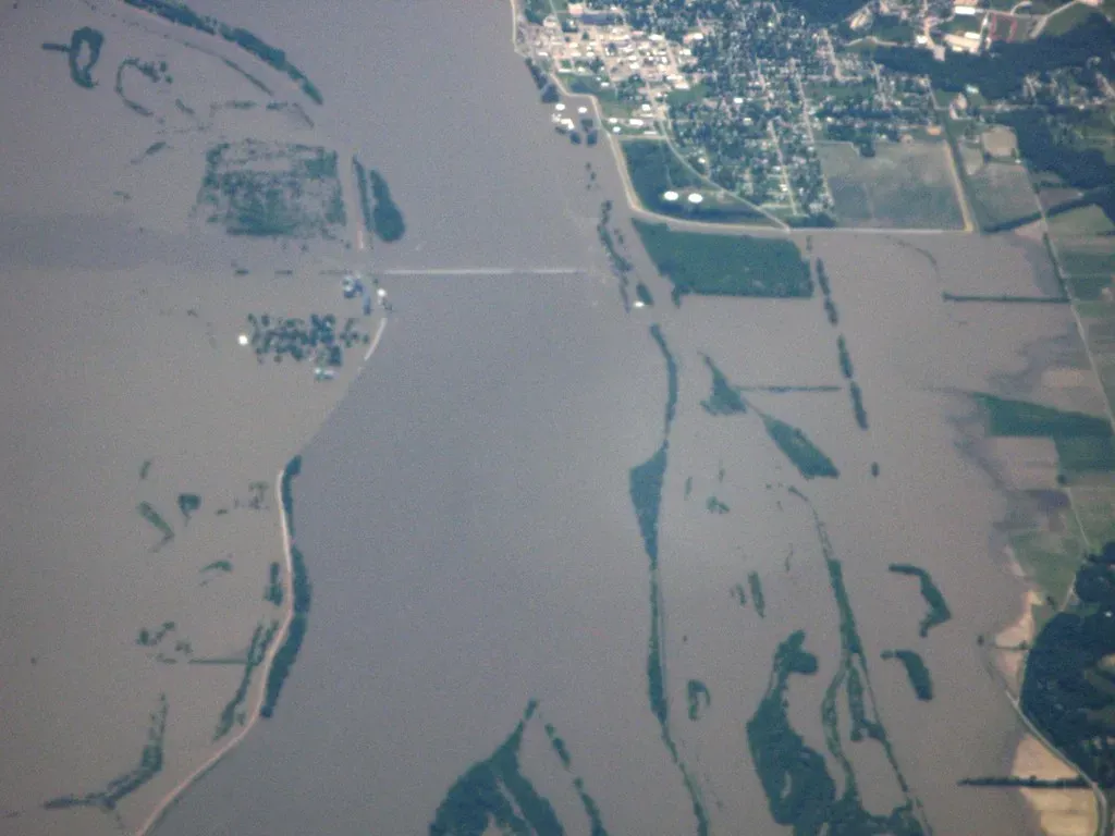 What Climate Change Really Is (And Is Not) Doing To The Mississippi (kevin dooley, Flickr, CC BY 2.0)