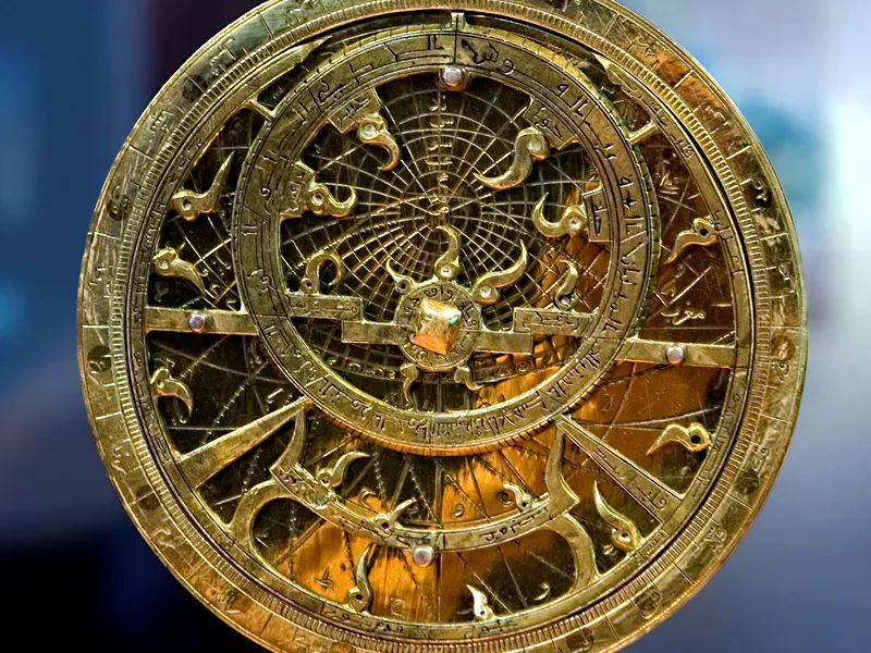 #11 - Islamic Astrolabe Calendar Drives (By Pom² - https://commons.wikimedia.org/wiki/User:Pom%C2%B2, CC BY-SA 3.0)
