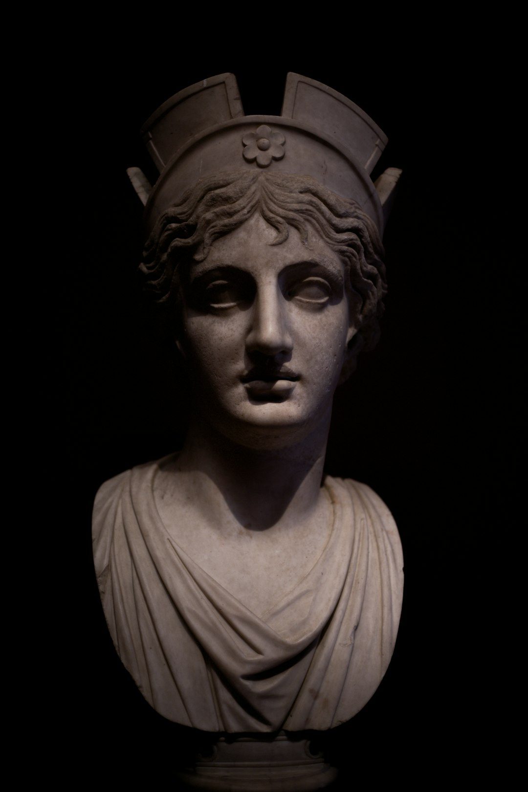 Beyond the Seductress Myth: Political Genius in a Collapsing World (Image Credits: Unsplash)