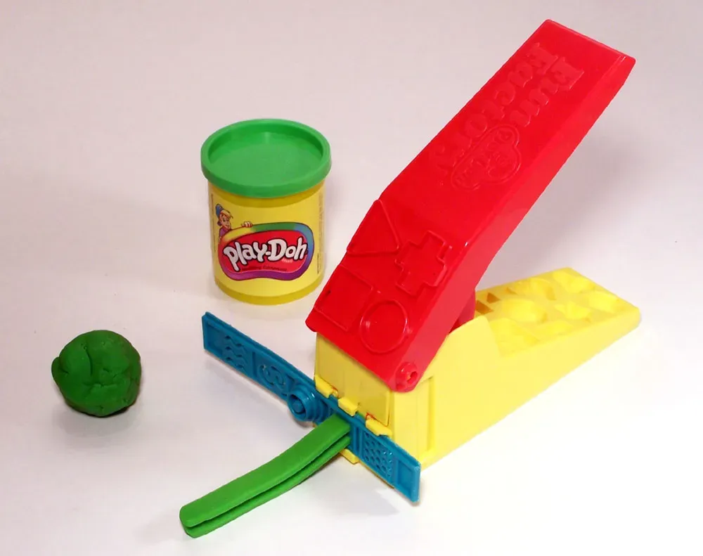 4. Play-Doh: The Children's Toy That Was Born as a Wallpaper Cleaner (Image Credits: Wikimedia)