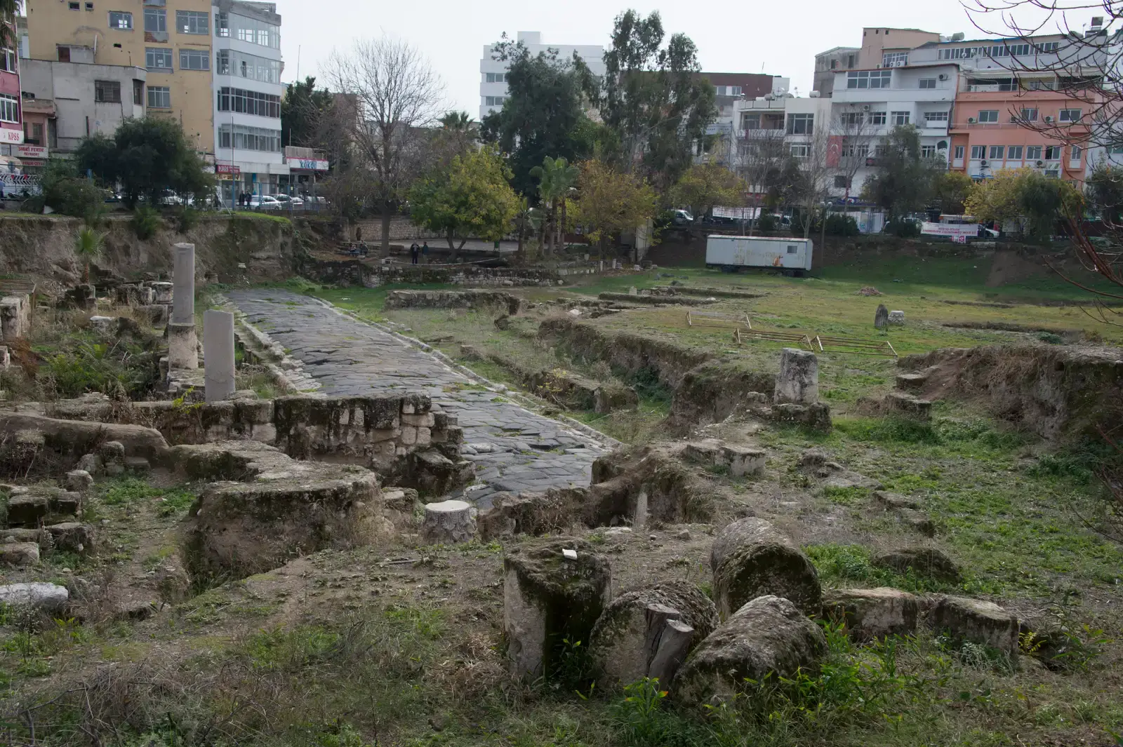 Ancient Canals and Roads Under Modern Streets (By Dosseman, CC BY-SA 4.0)