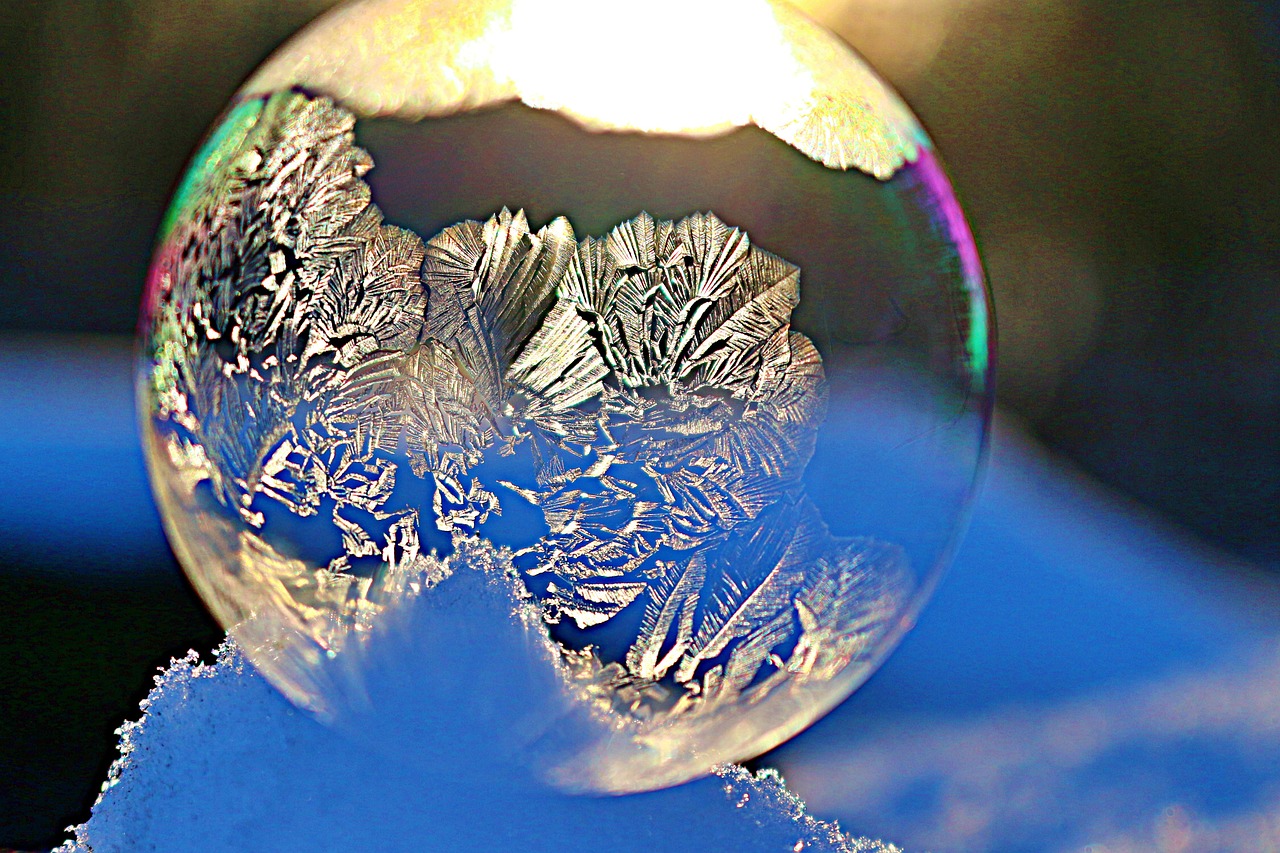 The Science Behind Nature's Perfect Spheres (Image Credits: Pixabay)