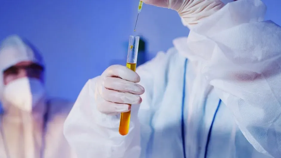 8. Tiny DNA Differences Can Change How You React To Food And Medicine (Image Credits: Pexels)