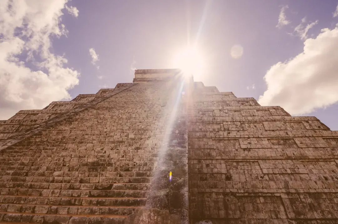 3. Chichén Itzá: The Descending Serpent of the Equinox (Image Credits: Unsplash)