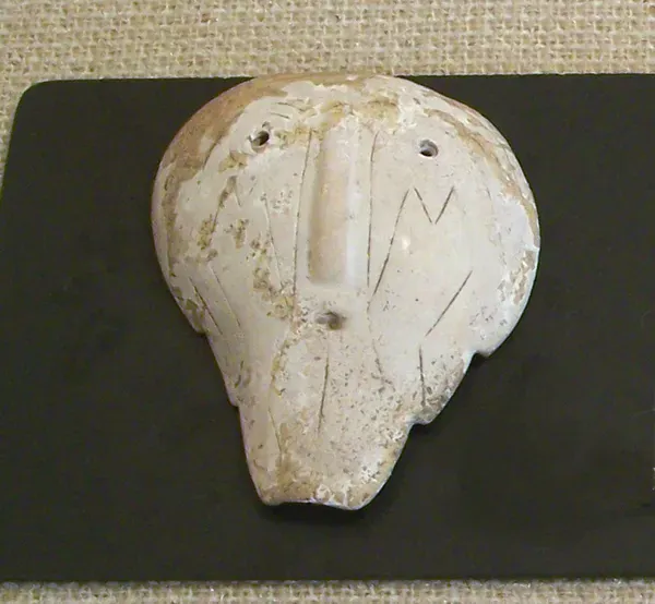 #4 - Moundville's Mississippian Graves: Gulf Shells Deep in the Interior (Own work (Original text: I created this work entirely by myself.), CC BY-SA 3.0)