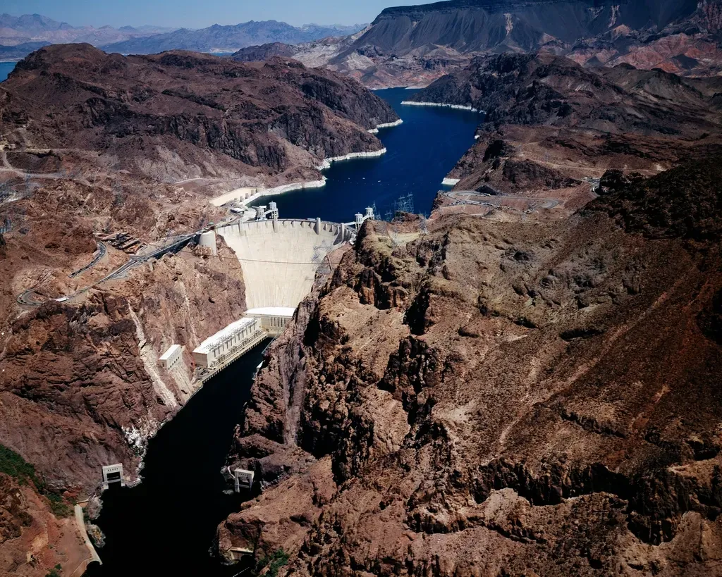 How Engineers Watch the Cracks - And Why You Should Still Care (Image Credits: Rawpixel)