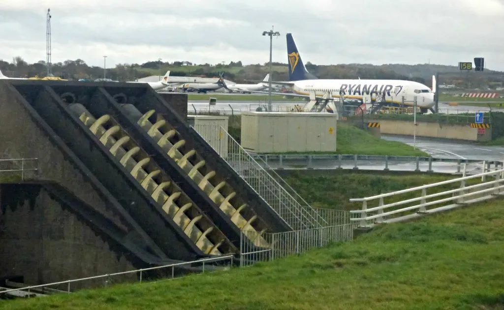 9. Archimedes’ Screw and Low‑Tech Water Lifting (From geograph.org.uk, CC BY-SA 2.0)