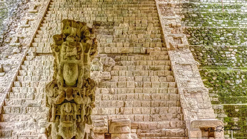 Copan’s Hieroglyphic Stairway, Honduras: A Pyramid of Stories in Stone (Image Credits: Flickr)